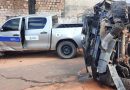 Vídeo: Caminhonetes colidem após motorista perder o controle da direção, em Santarém