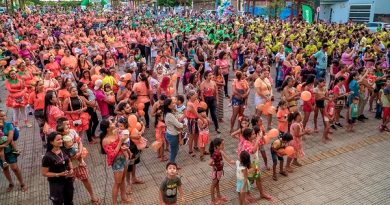 Semana do Brincar encerra programação reunindo 2 mil pessoas na Praça Anísio Chaves, em Santarém