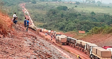 Vídeo mostra caos na BR-163 com congestionamentos que refletem descaso com a infraestrutura