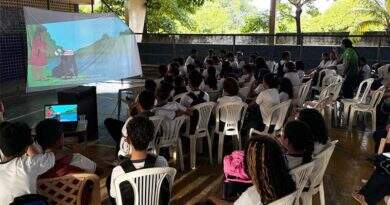 Cinema Itinerante Café com Pupunha leva audiovisual amazônico a comunidades e escolas de Santarém