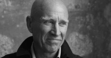 Morre Sebastião Salgado, um dos mestres da fotografia, aos 81 anos